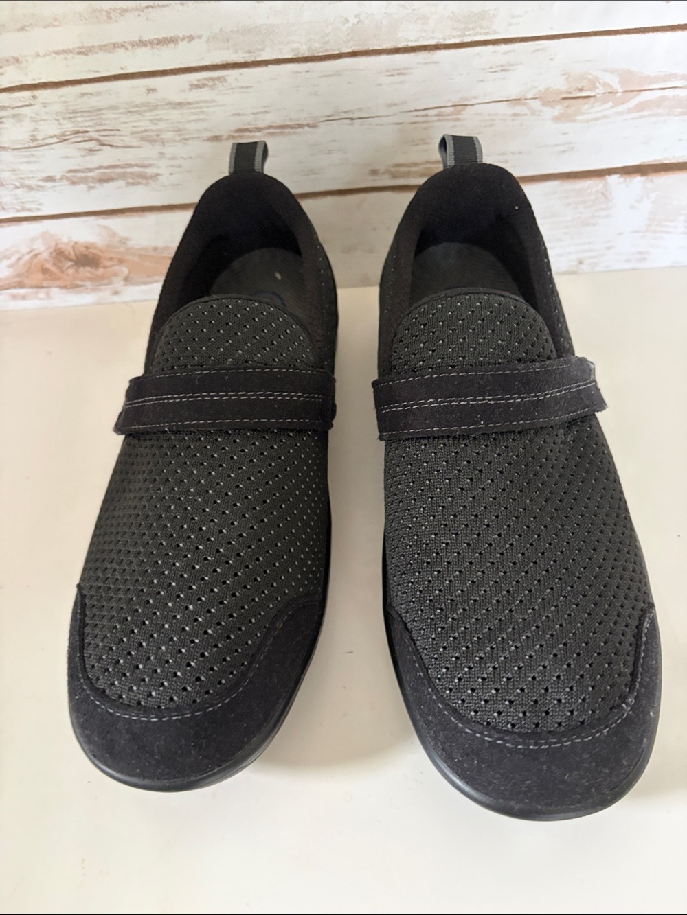 Women’s Black Perforated Slip-On Comfort Loafers 9.5